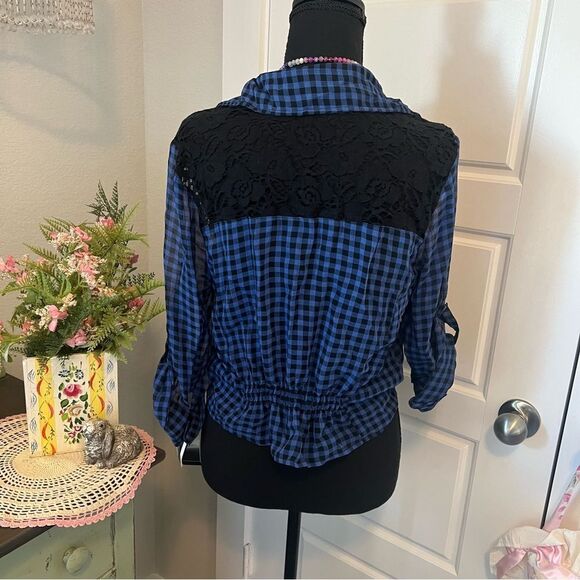 A. Byer NWT Blue Black Plaid Checkered Tie Front Button Up Lace Back Blouse Sz L - Picture 4 of 8